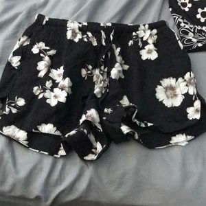 Brandy Melville shorts